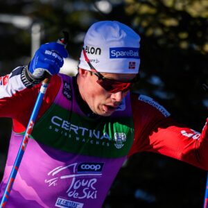 Harald Østberg Amundsen of Norway competes in the Men's 15 km Classic Technique Pursuit during day five of Tour de Ski on January 1, 2025 in Toblach.