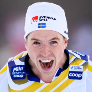 William Poromaa of Sweden celebrates after competing in the men's 20 km classic technique mass start during the FIS Cross-Country World Cup on January 19, 2025 in Les Rousses.